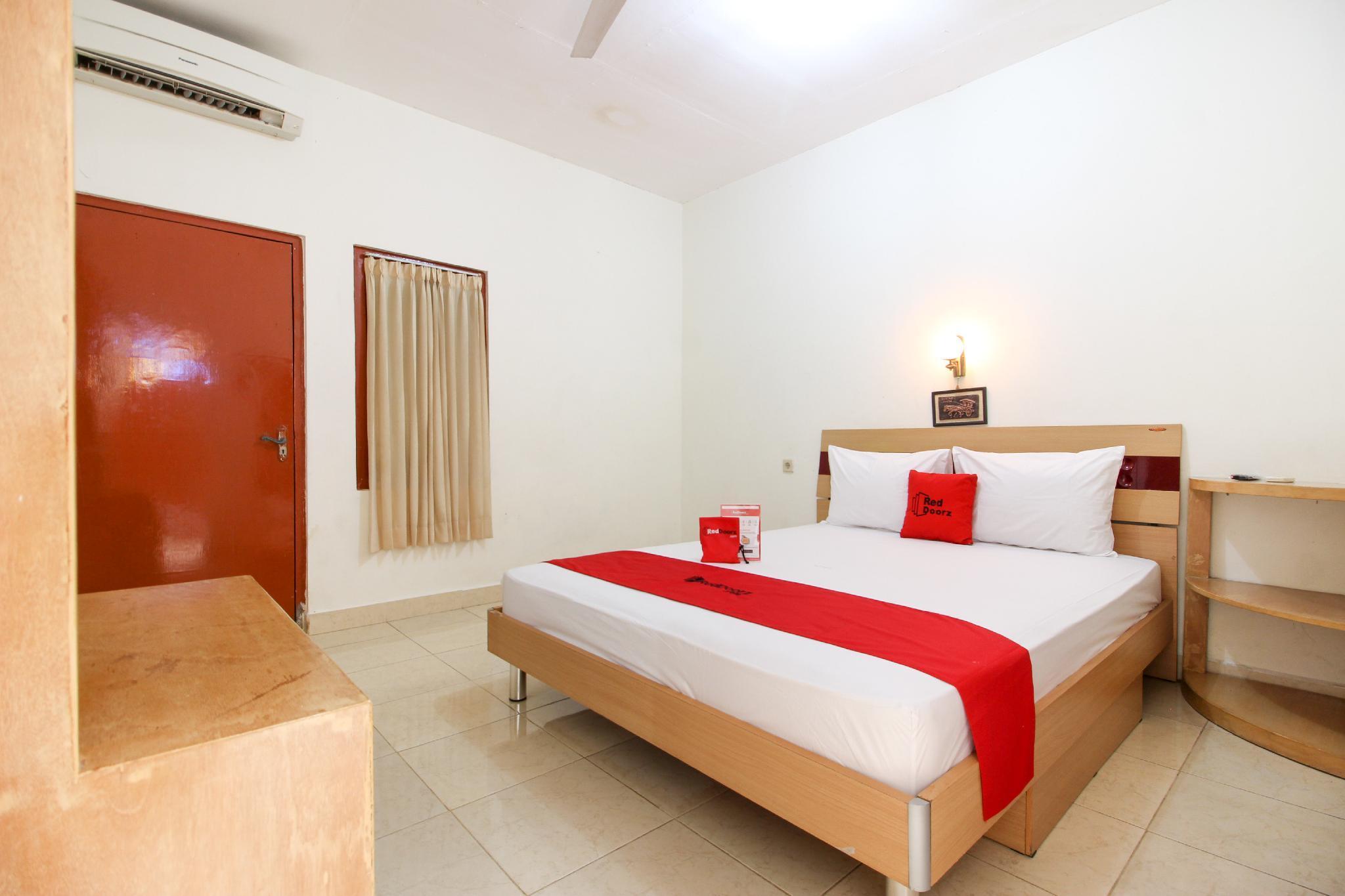 Reddoorz Syariah At Jalan Menteri Supeno Hotel Yogyakarta Exterior photo