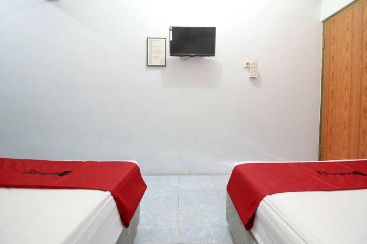 Reddoorz Syariah At Jalan Menteri Supeno Hotel Yogyakarta Exterior photo